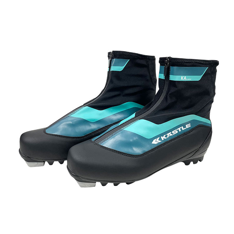 Botas de esqui esportivas clássicas