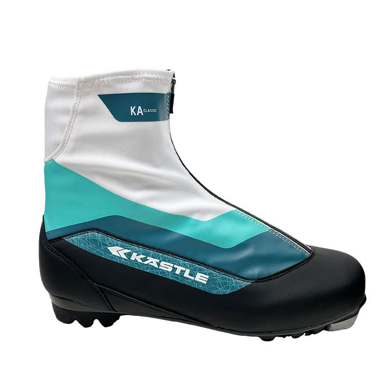 Botas de esqui clássicas de turismo